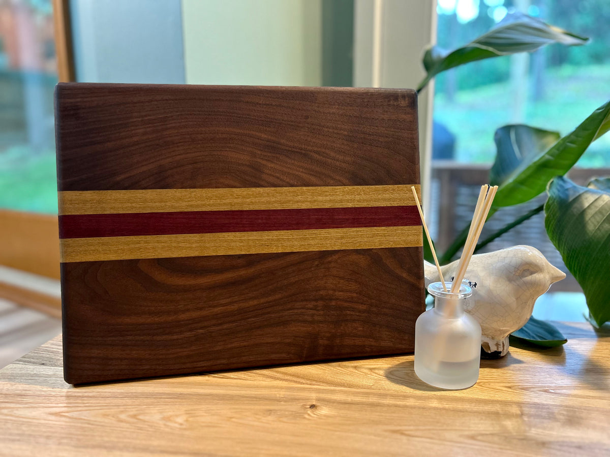 Medium Cutting Board